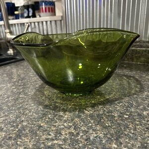 Vintage Anchor hocking Olive green serving bowl. Bohemian kitchen Gypsy style